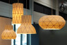 Wood Veneer Light Lámpara artesanal con estética de madera natural