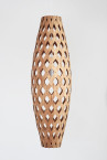Bamboo Light Hexagonal Cigar 105, lámpara de bambú con diseño hexagonal para iluminar tu hogar