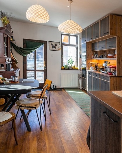 C3 C4 Pendant Lights - Private Apartment Ciceu Harghita