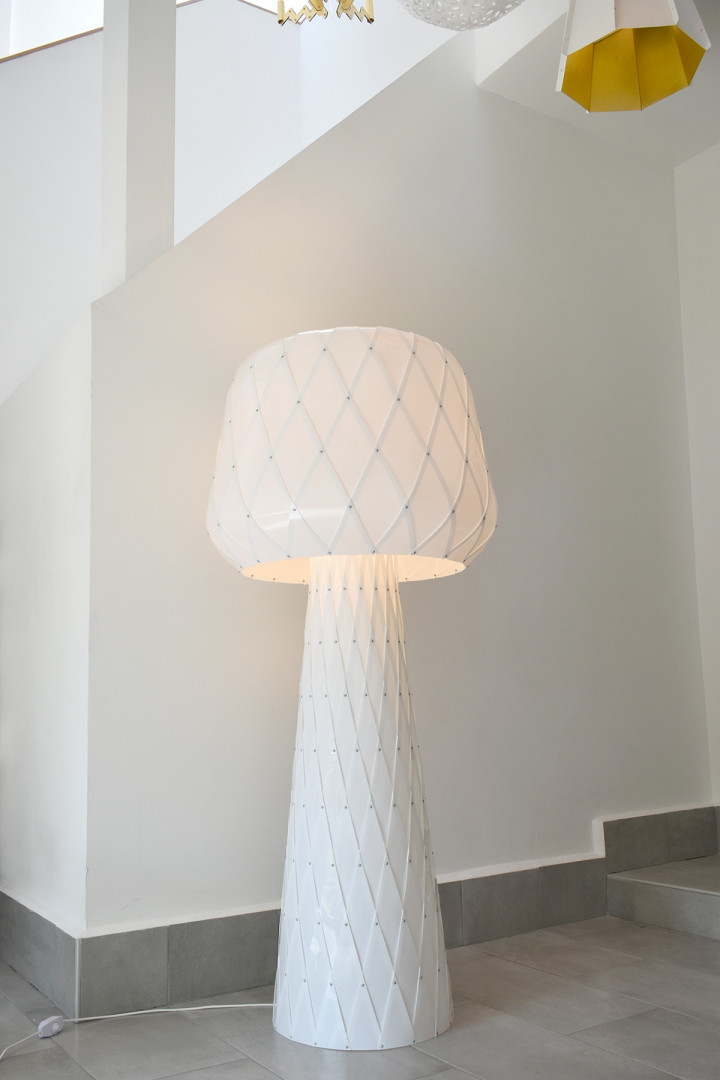 Diamond Grid Floor Light 160 White 