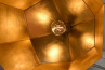 Deltoidal Faceted Light Gold 43 stilfull gyllene ljusarmatur