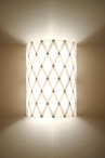 Diamond Grid Wall Light 30 – Vit geometrisk designlampa